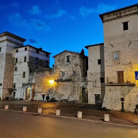 Διαμέρισμα Dimora Storica Torre Degli Arduini, San Giacomo, Spoleto