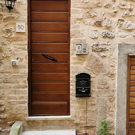 Dimora Storica Torre Degli Arduini, San Giacomo, Spoleto * San Giacomo (Umbria)