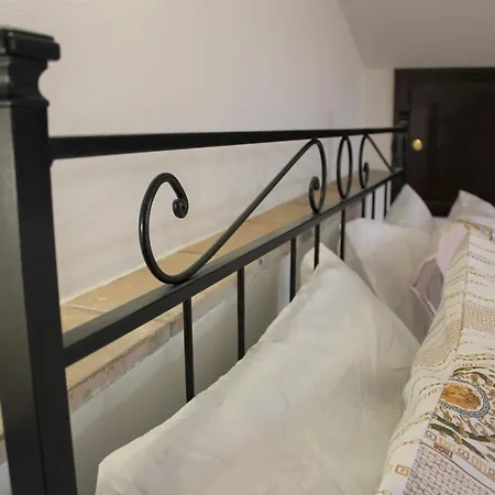 Dimora Storica Torre Degli Arduini, San Giacomo, Spoleto Apartamento San Giacomo (Umbria)