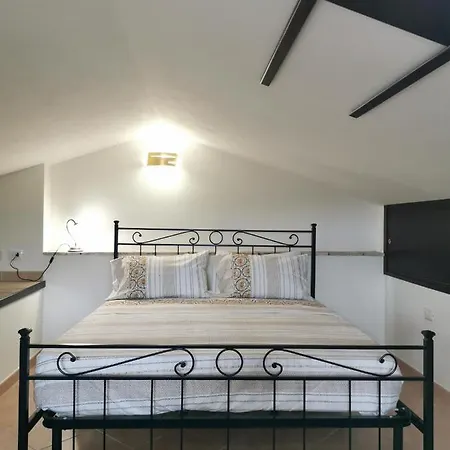 Dimora Storica Torre Degli Arduini, San Giacomo, Spoleto Apartamento *