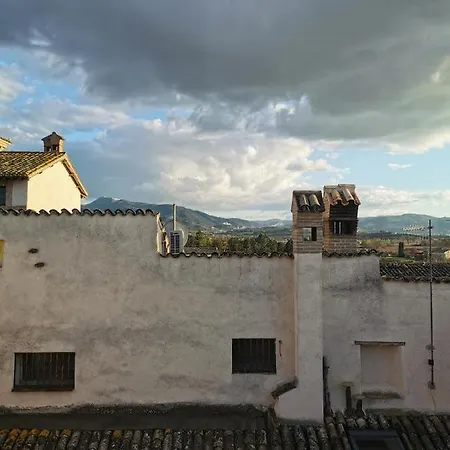 Dimora Storica Torre Degli Arduini, San Giacomo, Spoleto *